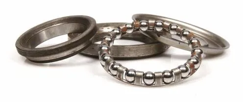 Kit Piaggio superiore e inferiore per sterzo Vespa classiche. Confrontare quote e componenti; limitazioni specifiche per VNB3-6, VBB2 e VGLB seconda serie.