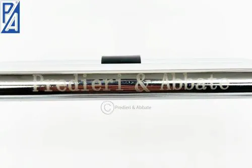 Portapacchi posteriore Predieri & Abbate PA.001086 cromato per Vespa PX fino al 1998. Peso 1,95 kg; distinto dall'anteriore PA.001085.