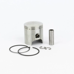 Pistone Pinasco 10121192 Ø47 mm bifascia per kit GForce 10059904 LC e 10059906 aria su specifici Aprilia, Malaguti, MBK e Yamaha 50 2T.