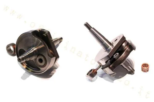 Albero motore Mazzucchelli AMT 120 per Vespa 50 e PK 50 S: tipo originale, corsa 43 mm, biella 87 mm e cono volano 19 mm.