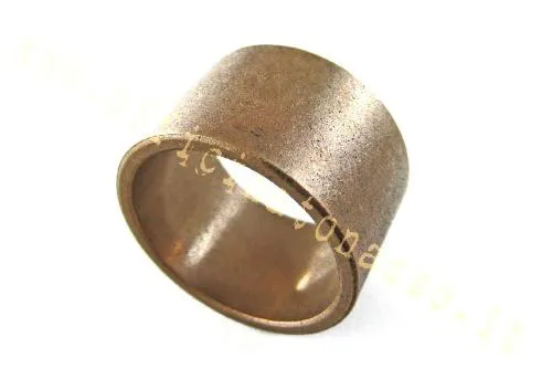 Bronzina in bronzo 24x28x17,4 mm per boccolo frizione Vespa PX, Sprint, Super, Rally e VNB. Riferimento Piaggio 0593652.
