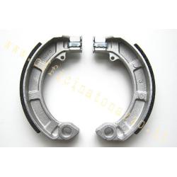 Ganasce freno anteriore o posteriore per Vespa PX - PK (esclusa PK S 1° serie senza frecce). Per GT / GTR GS 160 ecc. solo posteriore (OEM 647377)