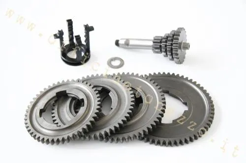 Kit cambio CIF 6510-KT con ingranaggi, multiplo e crocera per Vespa 50, Special, Primavera ed ET3; utilizzabile per conversioni da 3 a 4 marce.
