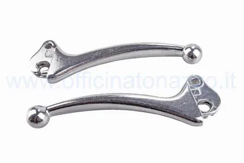 Coppia leve in alluminio per freno e frizione di Vespa 50, 50 Special, Primavera ed ET3. Confrontare forma, perni e terminali.