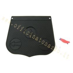 Paraspruzzi posteriore stile vintage con grafica San Cristoforo per Vespa. Accessorio adattabile: verificare ingombro, fori e fissaggio prima del montaggio.