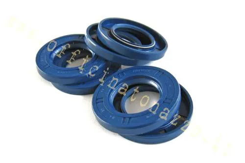 Paraolio Corteco 5911-C 27x47x6 mm per mozzo posteriore Vespa PX non Arcobaleno. Verificare misura e sede prima del montaggio.