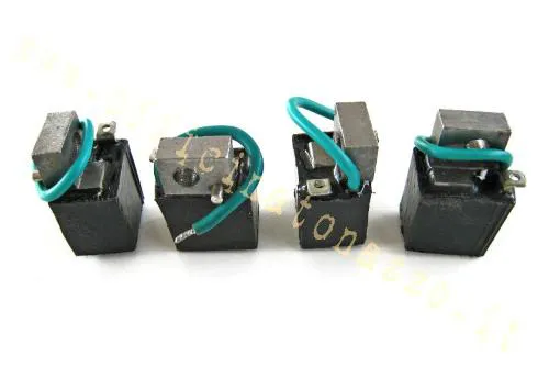 Pick-up CIF High Quality per statori Vespa PX, T5, PK, ET3, Cosa e Ape 50 compatibili. Equivalente ai riferimenti Piaggio 196549 e 181370.