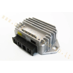 Regolatore di tensione a 3 fili per Vespa PX - PE - PK 12V 80A (rif.originale 161639)