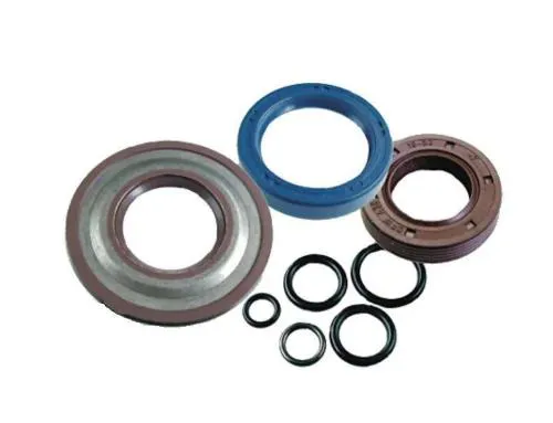 Serie paraoli CIF 5696-V per Vespa 50, 90, Primavera ed ET3: Viton lato frizione 22,7x47x7, volano 19x32x7, mozzo 27x37x7 e O-ring.