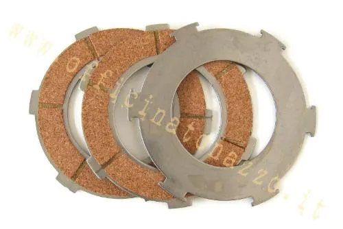 Serie frizione standard con 3 dischi guarniti in sughero per campane Vespa Largeframe 125-150 a 6 molle, adatta a PX, TS, GT, GTR, Super e Sprint.
