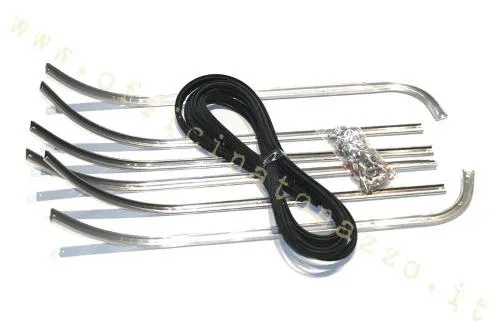 Kit strisce pedana CIF 5373 in alluminio per Vespa GT, GTR, TS, Sprint, Sprint Veloce, SS 180 e Rally; puntalini e ribattini inclusi.