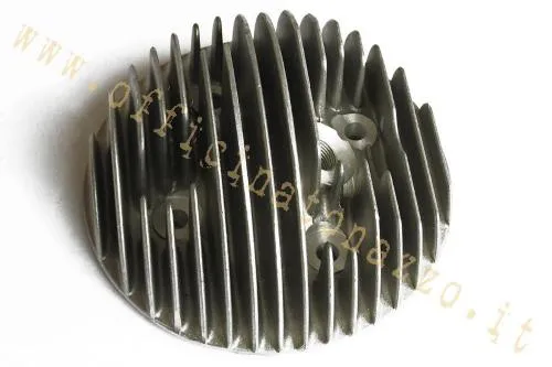 Testa cilindro F.A. Italia 1830 tipo originale, alesaggio nominale 55 mm, per Vespa 125 Primavera, ET3 e PK 125 compatibili.