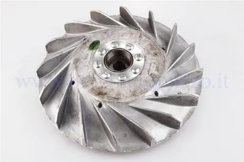 Volano LML PRS3-1178 per Vespa PX 125-150: accensione elettronica, cono 20 mm, peso circa 2,35 kg e configurazione senza corona Elestart.