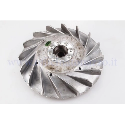 Volano LML PRS3-1178 per Vespa PX 125-150: accensione elettronica, cono 20 mm, peso circa 2,35 kg e configurazione senza corona Elestart.
