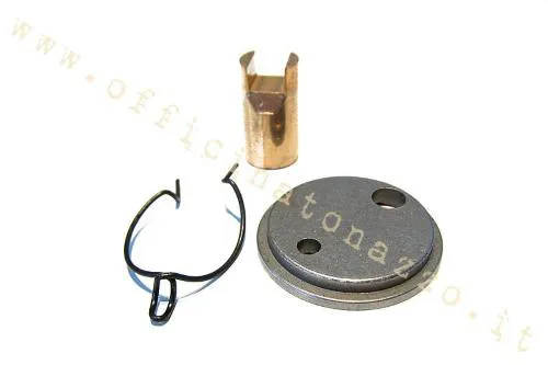 Piattello spingidisco per frizioni Vespa 125 Primavera ed ET3. Verificare piattello, rallino, molla di ritegno e carterino prima del montaggio.