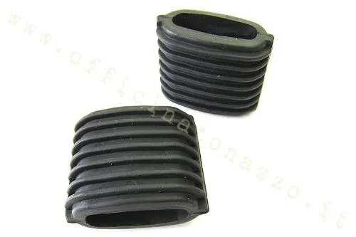 Gommino F.A. Italia 5110 nero, ovale e scanalato per pedivella Vespa P/PX, T5 e Cosa, compatibile con il riferimento Piaggio 241004.