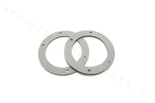 Guarnizione clacson RMS 121831280 in gomma grigia, diametro esterno 71 mm e spessore 2 mm, per Vespa 125 faro basso compatibili.