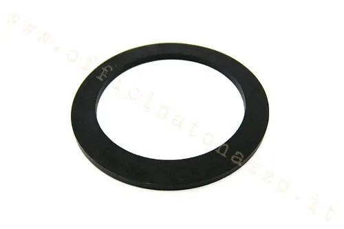Guarnizione CIF 5335-GZ in gomma per tappo serbatoio basculante Vespa Largeframe: diametro interno 55 mm, esterno 73 mm, spessore 3 mm.