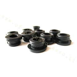 Gommino gancio cofano nero per Vespa 125 - 150 - 160 - 180 - 200 dal 1958> no PX (rif.originale Piaggio 083111)