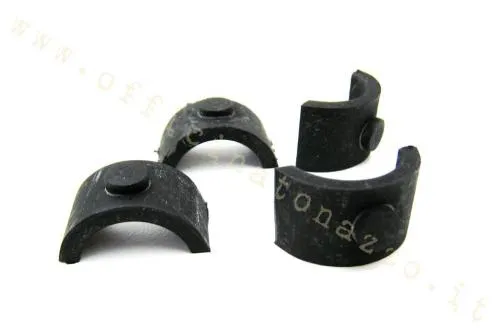 Gommino paracolpi per appoggio manubrio Vespa Wideframe 125 V30-33, VM, VN e 150 VL; riferimento G1048 comparativo.