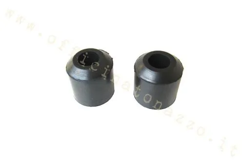 Silent block RMS 121830350 per attacco inferiore dell'ammortizzatore posteriore Vespa: diametro 30 mm, larghezza 35 mm e foro interno 14 mm.
