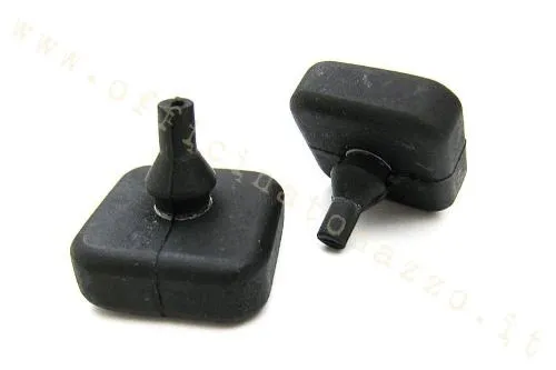 Tampone originale Piaggio 174773 in gomma per la battuta del cavalletto centrale di Vespa P, PX, PE e T5.