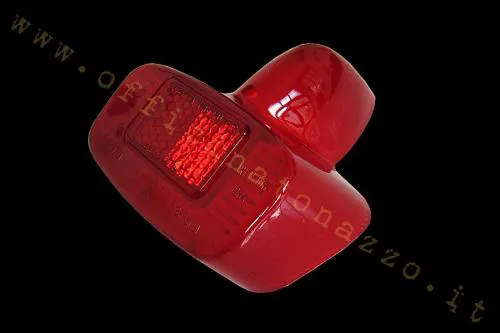 Corpo luminoso posteriore Bosatta RP206-C/GH rosso con catadiottro e ghieretta in alluminio, per Vespa 125, 150, GS 150 e GL 150.