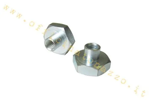 Dado ruota chiuso a gradino M8x1,25 con esagono da 22 mm per cerchi Vespa 8 pollici a quattro fori dei modelli VN, VNA, VNB, VL, VB, VBA, VBB e GS.