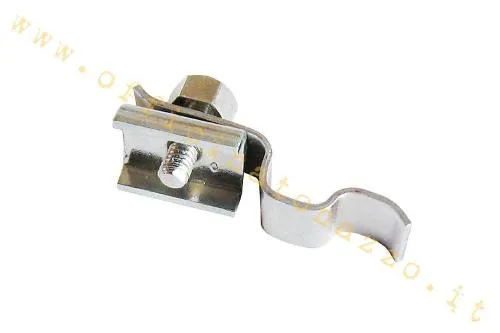 Molletta di ancoraggio del fanale anteriore per Vespa 50 L, 50 R, 125 Primavera ed ET3. Confrontare staffa e faro prima del montaggio.