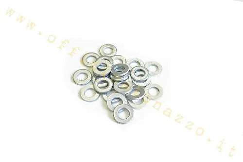 Rondella piana con misura nominale 6 mm per fissaggi M6. Verificare diametro esterno, spessore, materiale e sede prima del montaggio.