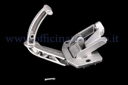 Pedale freno completo RMS 121530190 con piastra a base rotonda per Vespa 50, Primavera, ET3, PK e PX. Confrontare base e fissaggi.