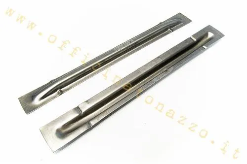 Traversa singola in lamiera per rinforzo e restauro della pedana Vespa Smallframe, lunga circa 39 cm e larga 4 cm, da saldare.