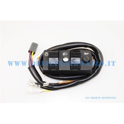 Devioluci destro Grabor 216442 per Vespa PK 50 e PK 50 S con frecce: 5 cavi liberi, connettore a 3 poli e pulsante clacson rotondo.