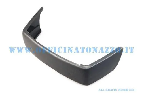 Paraspruzzi posteriore CIF 6200 per Vespa PK 50 e 125 S. Riferimento Piaggio 199257, interasse fori 110 mm e diametro 10 mm.