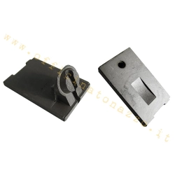 Valvola gas Dell'Orto 04, sigla 8492.4, per carburatori SI 24.24 di Vespa Rally 200, P200E e PX200 con configurazione compatibile.