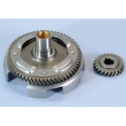 Primaria Polini 202.1220 Z24/61 a denti elicoidali, rapporto 2,54, per Vespa 125 Primavera, ET3, PK, ETS e XL. GTIN 8054705052118.