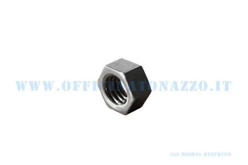 Dado M8x1,25 con esagono da 11 mm per cerchi scomponibili e mozzi Vespa compatibili. Verificare filetto e misura della chiave.