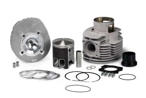 Malossi Sport 210 codice 3116346: cilindro in alluminio Ø68,5 con testa e pistone bifascia per Vespa Rally 200, P200E, PX200 e Cosa 200.