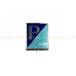 Scudetto Piaggio in metallo smaltato per Vespa 150 VL/VB 1954-58 e GS150 VS2-VS4 1956-58. Verificare sagoma e fissaggi sullo scudo.