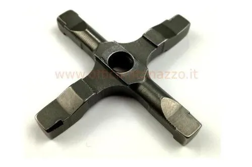 Crocera cambio originale Piaggio di terzo tipo con punte da 5,5 mm. Per Vespa Largeframe compatibili; confrontare profilo e cambio montato.
