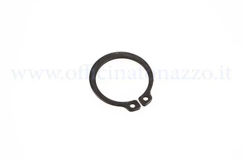 Anello elastico interno 22 mm per mozzo anteriore Vespa con perno da 20 mm. Riferimento di confronto Piaggio 006422; verificare gola e applicazione.