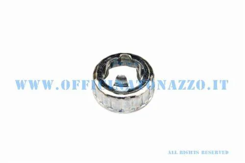 Scodellino di sicurezza per dado ruota anteriore Vespa PK e PX, diametro interno 24 mm. Riferimento Piaggio 177609 solo comparativo.