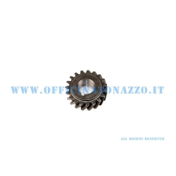 Pignone DRT 6721 Z19 elicoidale per primaria 18/67 Vespa 50, Primavera, ET3 e PK compatibili. Allunga il rapporto a 3,52.