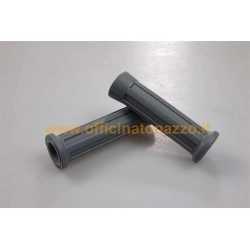 Coppia di manopole Ariete 01638/VR grigie per Vespa PK 50 XL Rush, lunghezza 125 mm. Verificare diametro e lunghezza prima del montaggio.