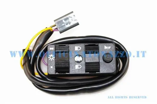 Devioluci per Vespa PX Arcobaleno, PK 125 S/XL, ETS e T5 compatibili. Equivalente ai riferimenti Piaggio 217898 e 232240.
