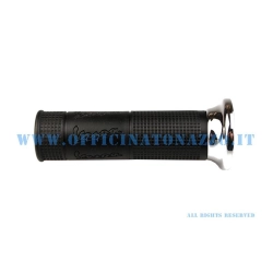 Manopola sinistra Piaggio CM083805 nera, Ø 24 mm e lunga circa 130 mm, per Vespa PX 2011 e applicazioni PX compatibili. Ricambio originale.