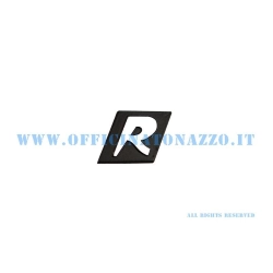 Targhetta anteriore R cromata SIP 93508000 per Vespa 125 GTR VNL2T, telai 100001-127357. Due pioli con interasse 19 mm.