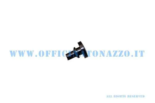 Tampone in gomma per battuta cofano laterale Vespa TS, GS 160, 180 SS, Rally e PX/PE. Riferimenti Piaggio comparativi 195087 e 056654.