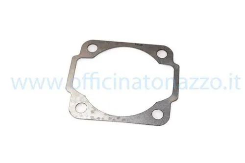 Piastra distanziale in acciaio da 1,0 mm per base cilindro Vespa 50, Primavera ed ET3. Per compensare corsa o quota del cilindro.
