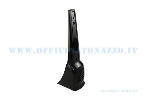 Copristerzo anteriore RMS 142600011 in plastica nera per Vespa 50 Special V5A2T ed Elestart V5A3T prima serie. GTIN 8057570036788.